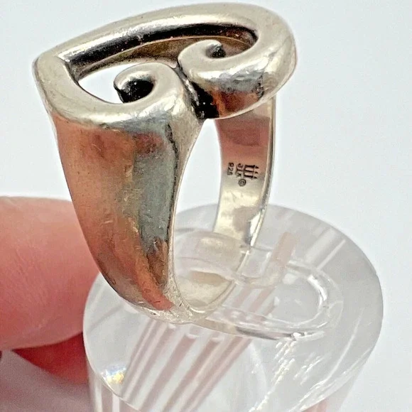 Estate JAMES AVERY A Mother's Love Sterling Silver 925 Ring - Size 7 - Picture 4 of 5